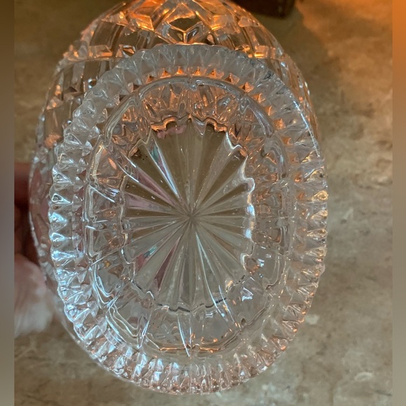Made in Slovakia - Lead Crystal Footed Basket - Hatch/Fan Design  Matching Bowl - Picture 8 of 14